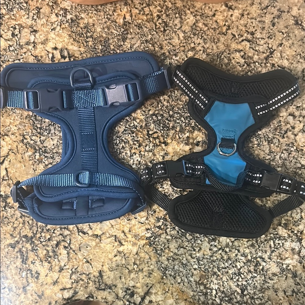 Wildone Blue Dog Harness Like New set of two size Small